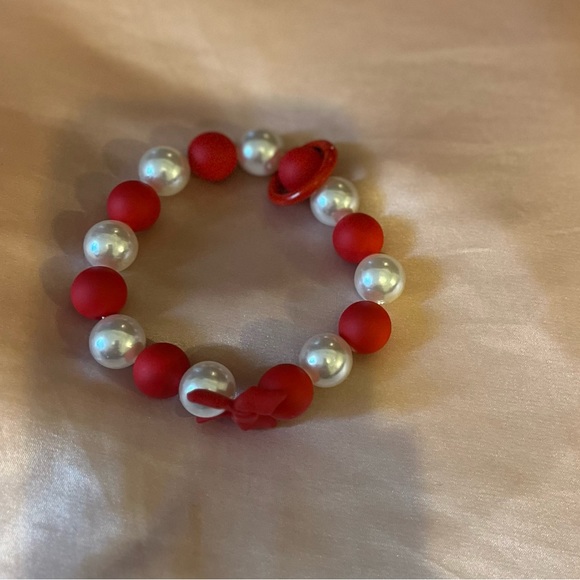 iPhone 13 Cute Rabbit Design W/ Hanging Chain Lanyard Silicone Phone Case NWT - Picture 7 of 9